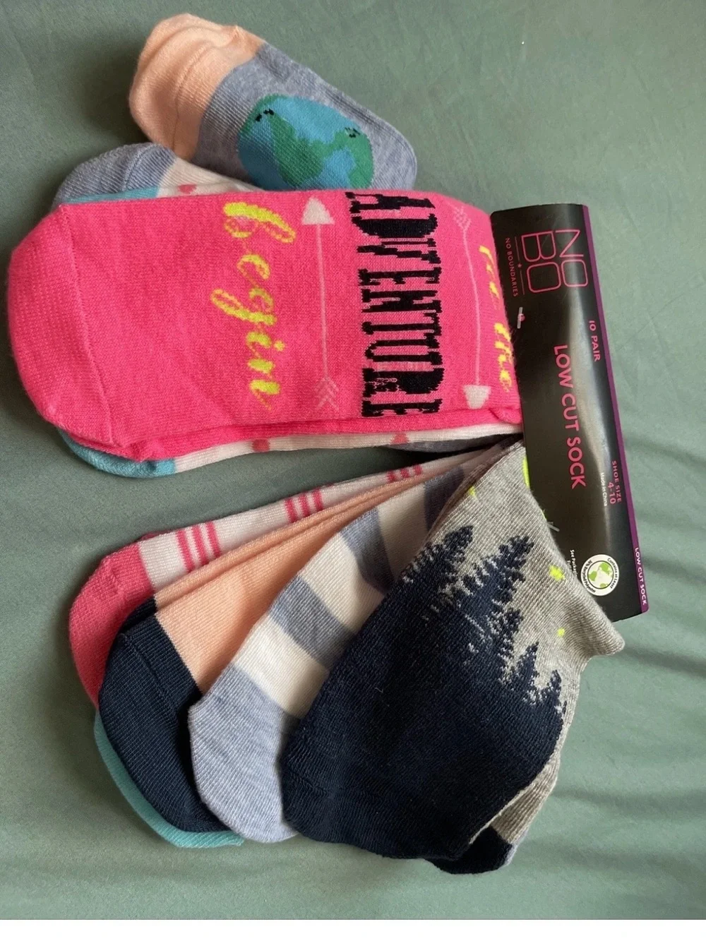 New Ladies Low Cut Socks, 10 Pair Adventure Get Outside Teen  Socks Size 4-10